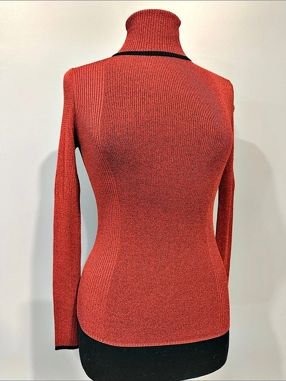 Topshop Ribbed Turtleneck Sweater in Red Size Medium Like New
